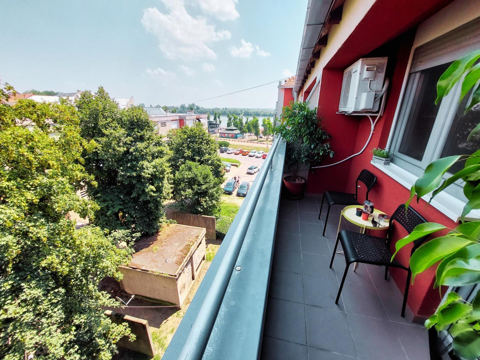 Xo Apartman Sremska Mitrovica Exterior foto